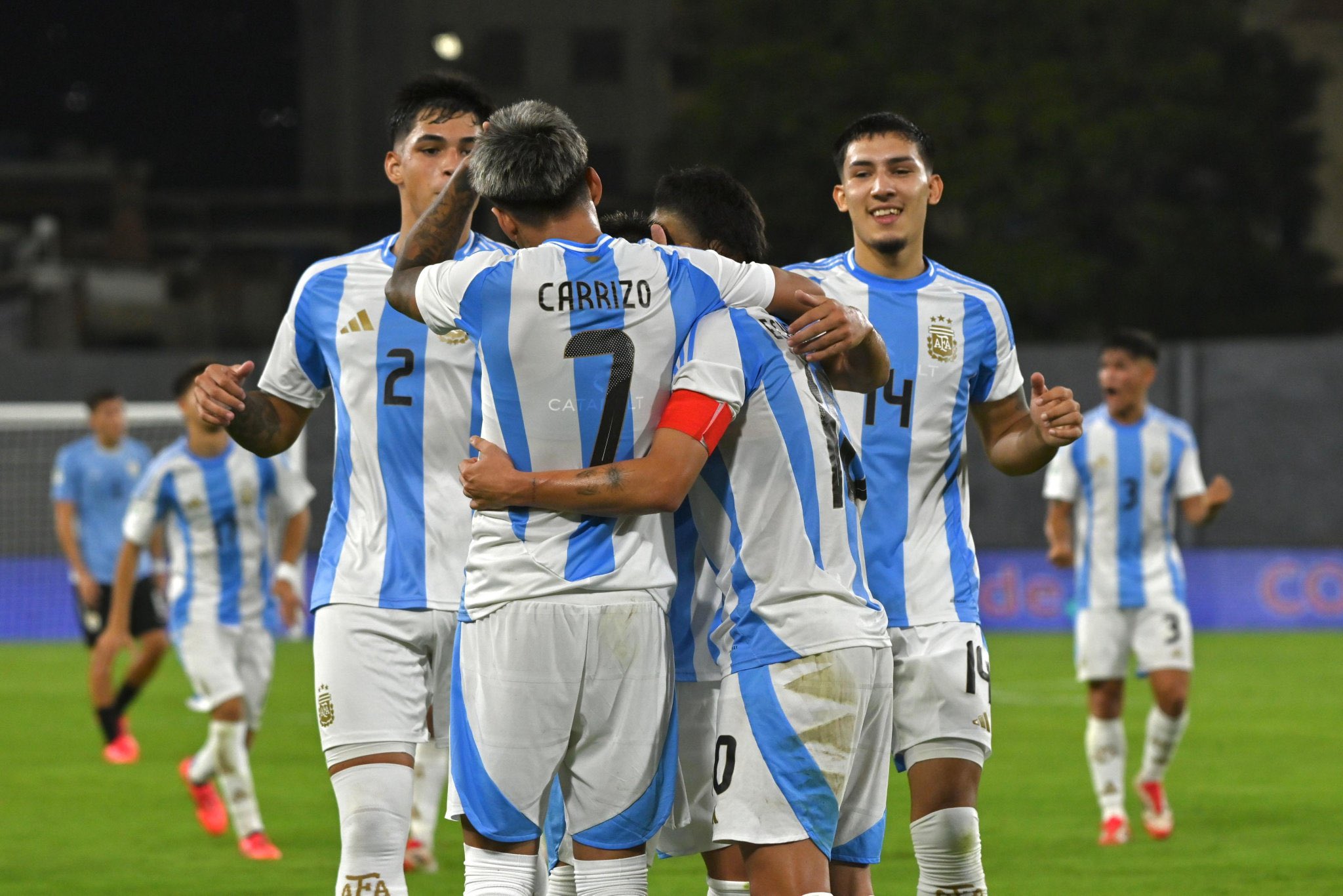 En este momento estás viendo La Selección Argentina goleó 4 a 3 a Uruguay