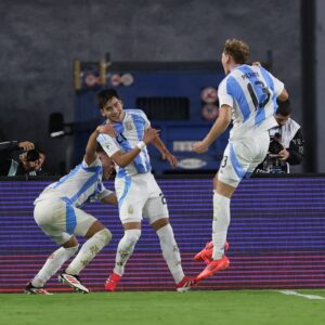 Lee más sobre el artículo Argentina derrotó 1-0 a Colombia en el Sudamericano Sub 20 y logró la clasificación al Mundial Chile 2025