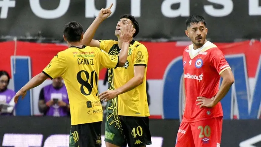 Lee más sobre el artículo Aldosivi derrotó a Argentinos, que perdió la chance de ser líder en el Torneo Apertura