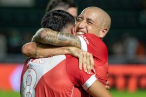 Lee más sobre el artículo Argentinos Juniors derrotó 2 a 1 a Banfield en el estadio Florencio Sola.