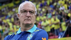 Lee más sobre el artículo Brasil despidió a Dorival Jr. tras la histórica derrota contra Argentina en Eliminatorias