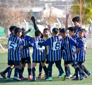 Lee más sobre el artículo Arranca la Liga de fútbol infantil en Cipolletti