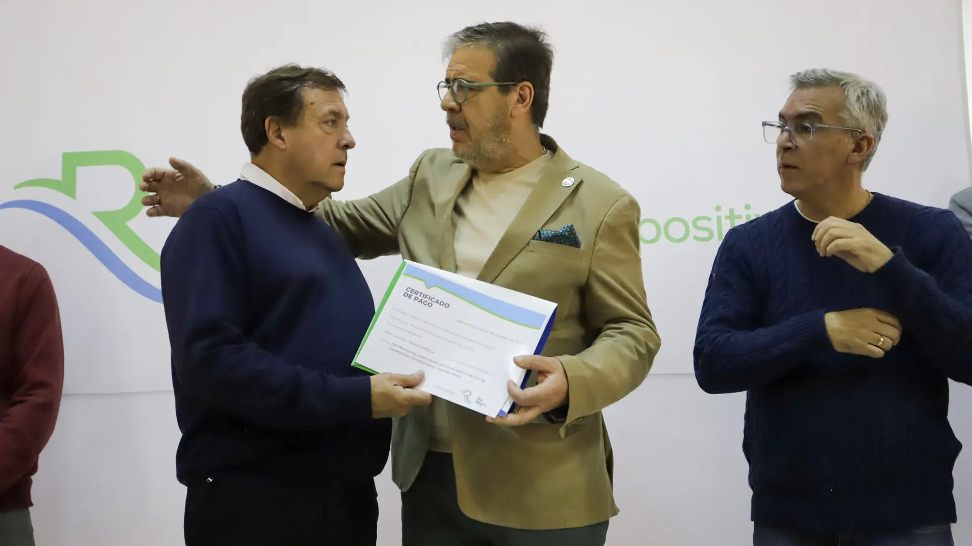 Lee más sobre el artículo Importante inversión provincial en San Antonio Oeste para obras eléctricas y de seguridad