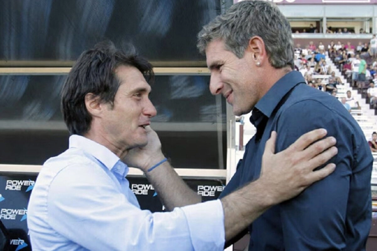 En este momento estás viendo Vélez visita a Olimpia por Libertadores y se reencuentran Barros Schelotto y Palermo