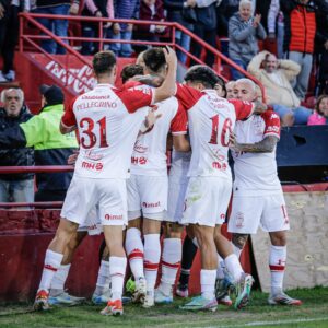 Lee más sobre el artículo Huracán y Aldosivi jugaron un partidazo y empataron 3  a 3