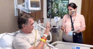 Lee más sobre el artículo Preocupación por la salud de Jair Bolsonaro: “Presentó un empeoramiento clínico”