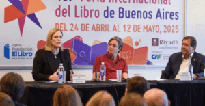 Lee más sobre el artículo Weretilneck participó en el panel de CAF en la Feria del Libro: Cultura, identidad y desarrollo económico en Río Negro