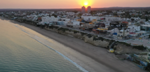 Lee más sobre el artículo Con distintas propuestas Las Grutas invita a vivir Semana Santa