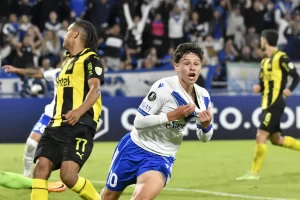 Lee más sobre el artículo Con el objetivo de acercarse a octavos de final, Vélez visita a San Antonio Bulo Bulo