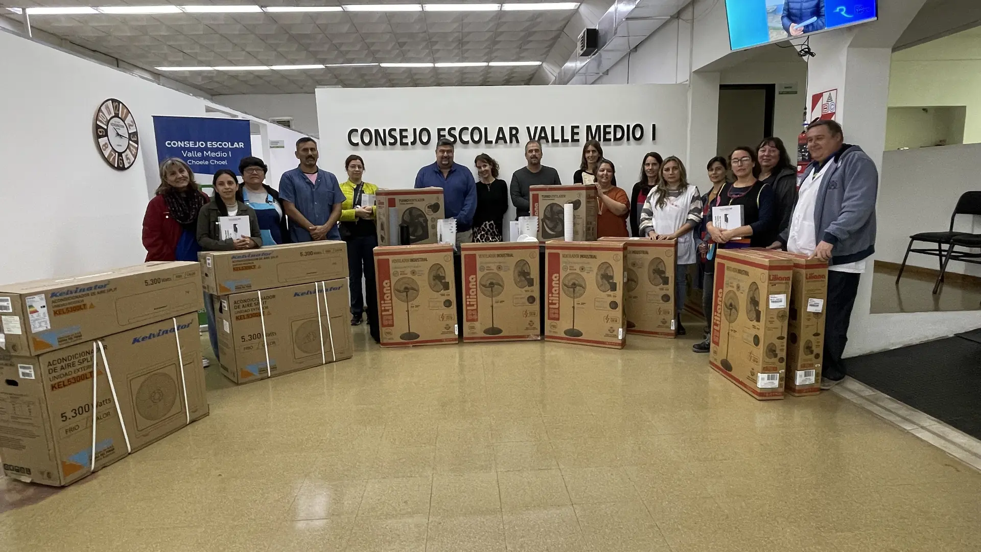 Lee más sobre el artículo Inversión educativa en Choele Choel: entregaron equipamiento a siete instituciones