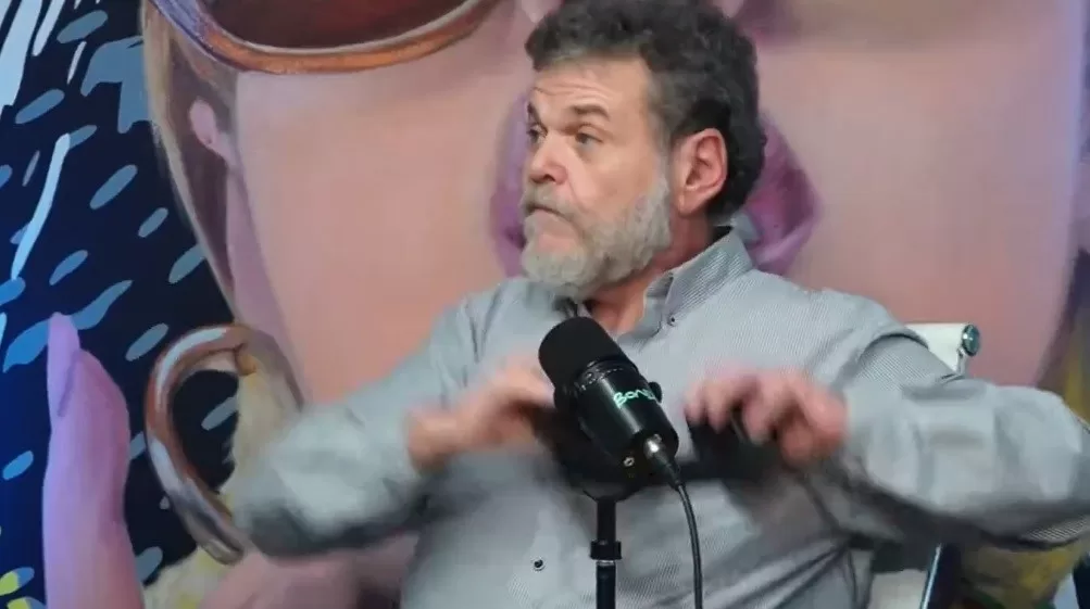 En este momento estás viendo Alfredo Casero abandonó en vivo el programa de Esteban Trebucq por ruidos en el estudio