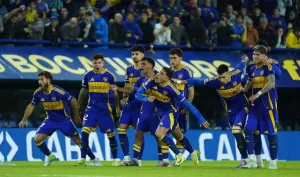 Lee más sobre el artículo Boca salvó la ropa en los penales ante Lanús y pasó de ronda