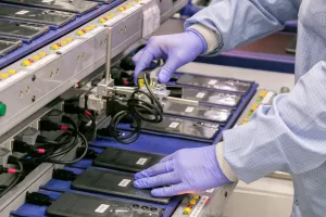Lee más sobre el artículo Oficializan la rebaja de aranceles para la importación de teléfonos celulares