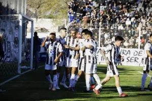Lee más sobre el artículo Cipolletti jugará de visitante el Domingo a las 11 hs ante Brown de Madryn