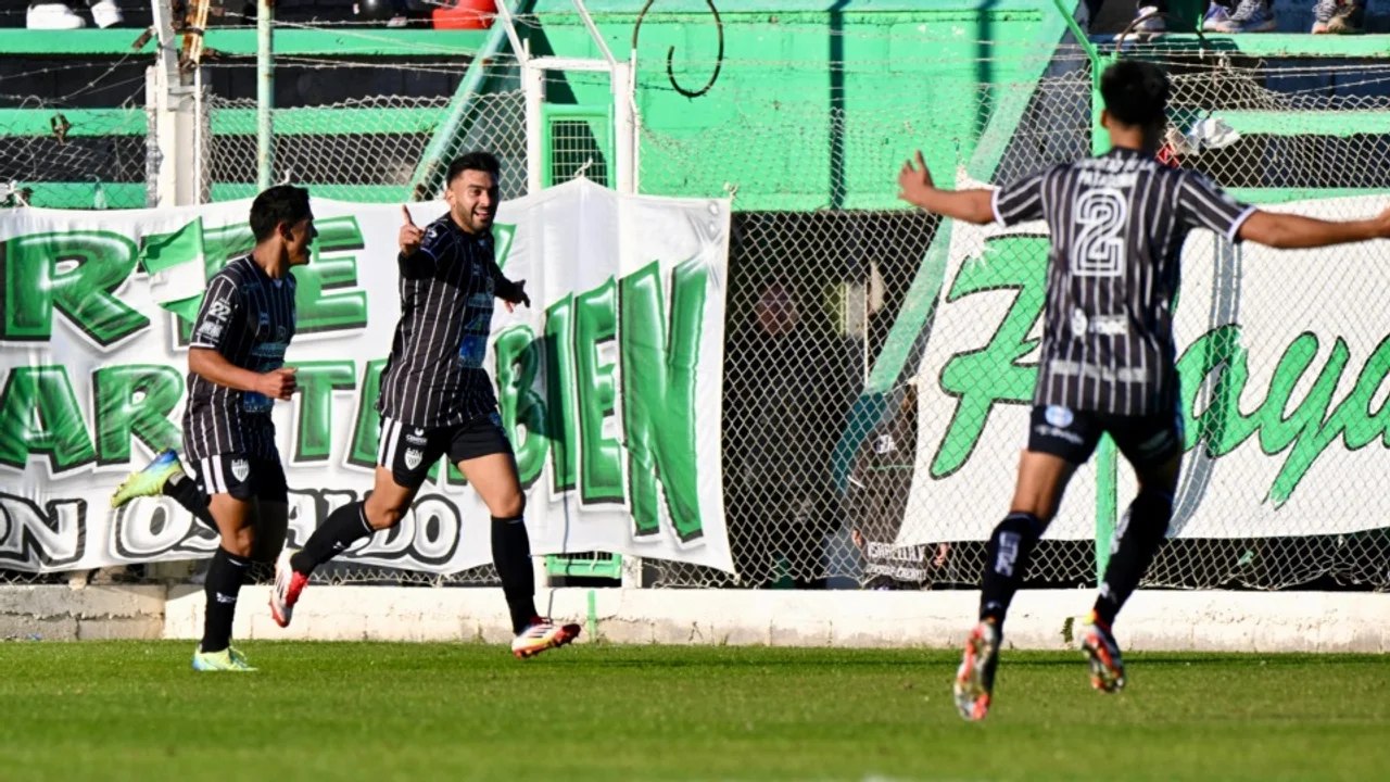 En este momento estás viendo Cipolletti logró una gran victoria ante Germinal 1 a 0