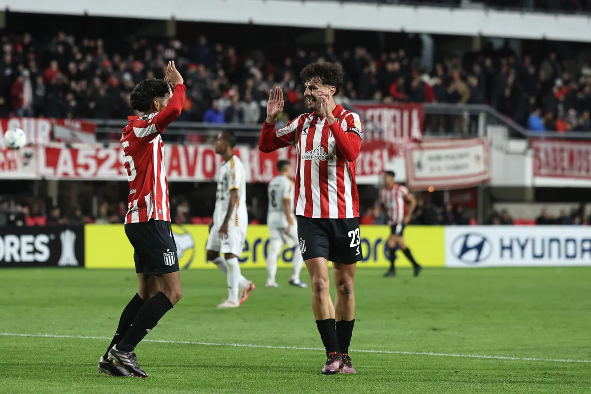 En este momento estás viendo Estudiantes le ganó 2 a 0 a Carabobo de Venezuela y se clasificó primero a octavos de la Copa Libertadores