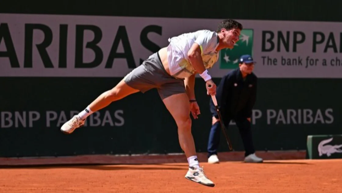 Lee más sobre el artículo Federico Gómez pasó de ronda en Roland Garros y su futuro rival dio la gran sorpresa