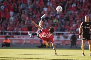 Lee más sobre el artículo Ganó Independiente y jugará los cuartos de final ante Boca en La Bombonera