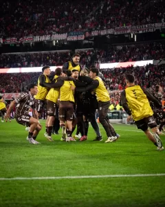 Lee más sobre el artículo River Plate perdió por penales con Platense y quedó eliminado del Torneo Apertura