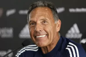 Lee más sobre el artículo Miguel Ángel Russo, entre la definición con San Lorenzo y el regreso a Boca