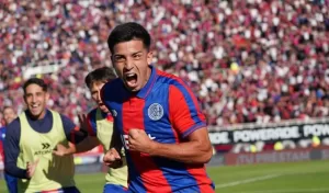 Lee más sobre el artículo San Lorenzo le ganó a Tigre con uno de menos y se clasificó a los cuartos del Apertura