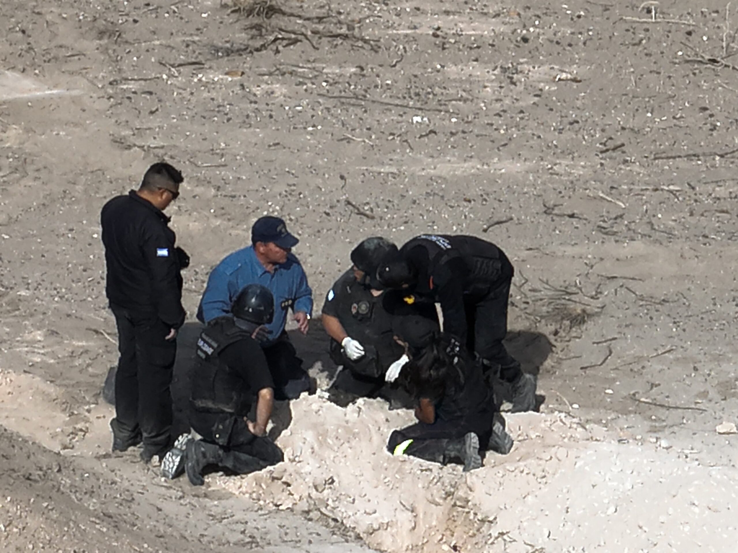 Lee más sobre el artículo Intentaron detonar los cables hallados en el norte de Roca pero no hubo explosión