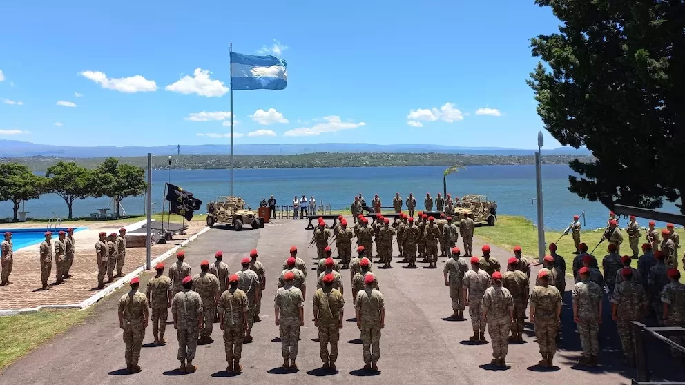 Lee más sobre el artículo Investigan posible hackeo de datos personales de 50 mil militares del Ejército