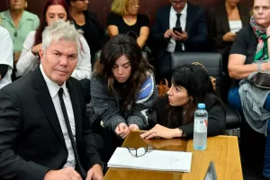 Lee más sobre el artículo Burlando pedirá la recusación de la jueza del Caso Maradona y habla de “regresión técnica” en el juicio