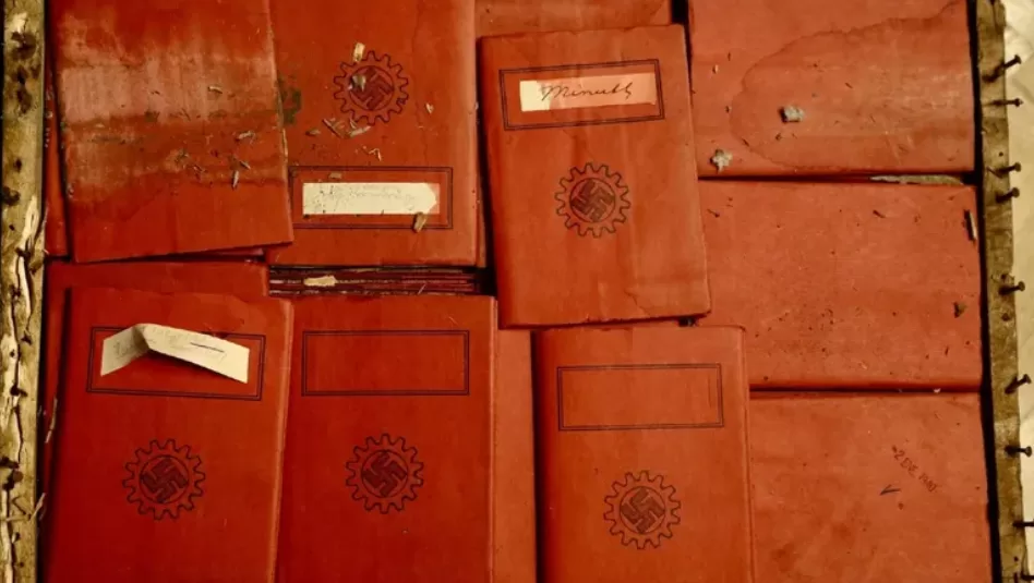 Lee más sobre el artículo Impactante hallazgo: descubrieron cajas nazis en el archivo de la Corte Suprema