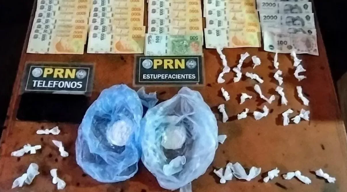 Lee más sobre el artículo La Policía desbarató dos puntos de venta de estupefacientes en Cipolletti