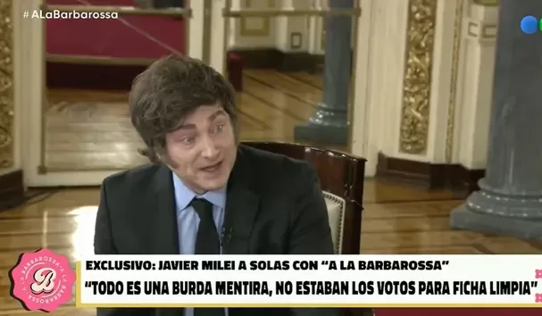 Lee más sobre el artículo Javier Milei denunció un acuerdo entre Mauricio Macri y Cristina Kirchner por Ficha Limpia