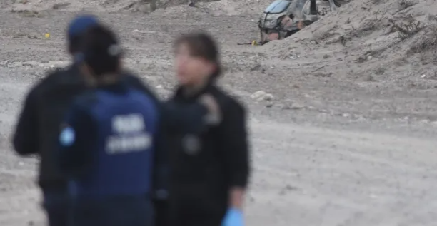 Lee más sobre el artículo General Roca: encontraron un auto incendiado y se presume sería el de Tomás Dobra
