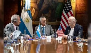 Lee más sobre el artículo El Gobierno anunció una reforma del sistema sanitario y confirmó la salida de la OMS