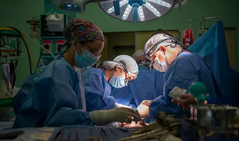 Lee más sobre el artículo Diputados avanza con proyectos de emergencia para el Hospital Garrahan y crece la presión para tratarlos