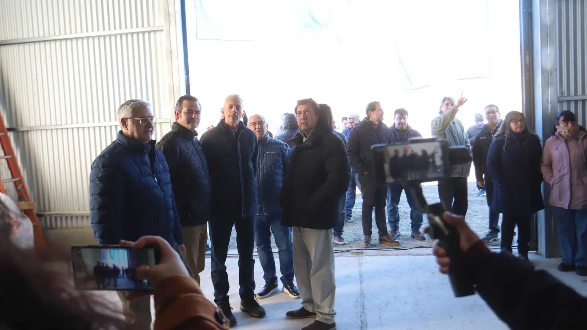 Lee más sobre el artículo Jacobacci estrenó un galpón para acompañar a productores en el invierno