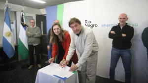 Lee más sobre el artículo Con apoyo provincial, Maquinchao suma gas natural y mejora su estadio