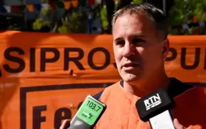Lee más sobre el artículo Profesionales de la salud en Neuquén suspenden el paro y exigen una convocatoria urgente al diálogo