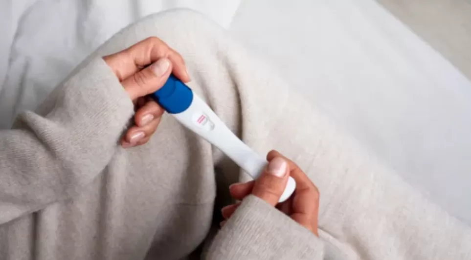 En este momento estás viendo Fertilidad y salud femenina: una científica argentina propone un método innovador sin hormonas
