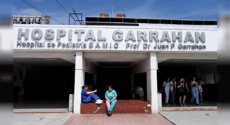 En este momento estás viendo “El Gobierno debería recortar en otras áreas, pero no salud y educación”, dijo una médica del Garrahan