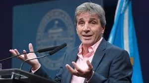 Lee más sobre el artículo Caputo admite que se incumplirá otra proyección del acuerdo con el FMI