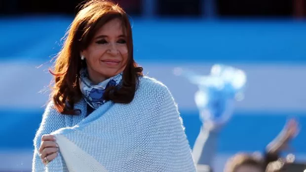 Lee más sobre el artículo Cristina Fernández de Kirchner condenada, no podrá ser candidata