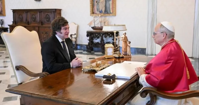 Lee más sobre el artículo El gobierno de Milei anunció que el papa León XIV visitará la Argentina