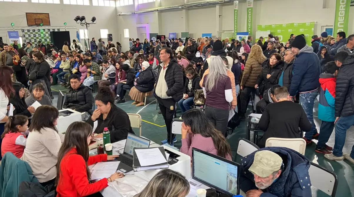 Lee más sobre el artículo El programa Cerca reunió a más de 1.500 vecinos en Bariloche