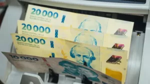 Lee más sobre el artículo Ya rige el nuevo Salario Mínimo: sube a $317.800 y se esperan más ajustes hasta agosto