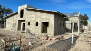Lee más sobre el artículo Avanza a buen ritmo la obra de la Escuela Laboral 3 de Allen