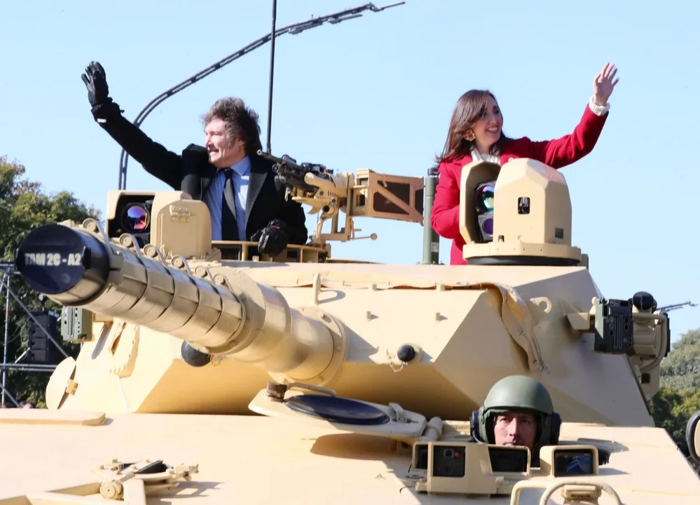Lee más sobre el artículo El Gobierno de Javier Milei suspendió el desfile militar del 9 de Julio para evitar un gasto millonario