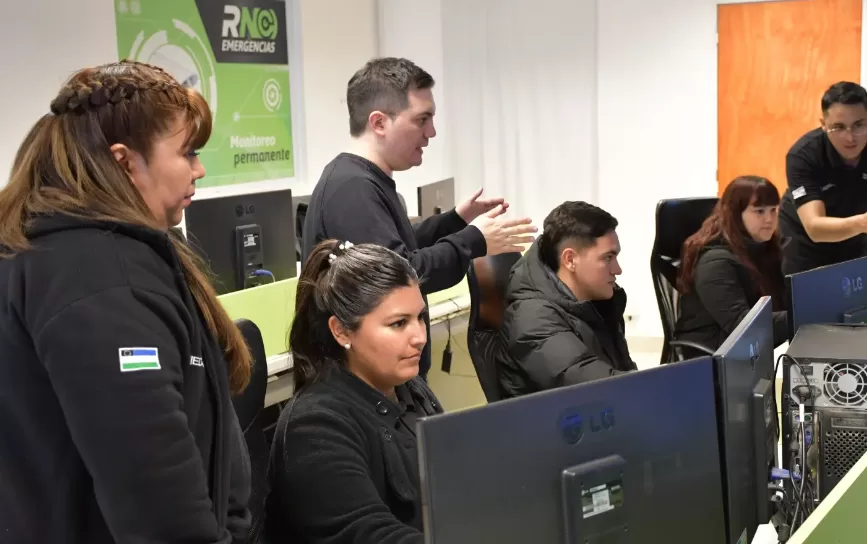 En este momento estás viendo Con 16 nuevos operadores, RN Emergencias 911 sigue reforzando sus servicios
