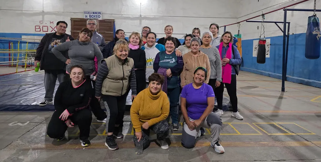 En este momento estás viendo Comenzaron en Cipolletti las clases de Actividad Física Adaptada Municipal