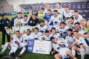 Lee más sobre el artículo Independiente Rivadavia venció a Central Córdoba de Rosario y avanzó a cuartos de final