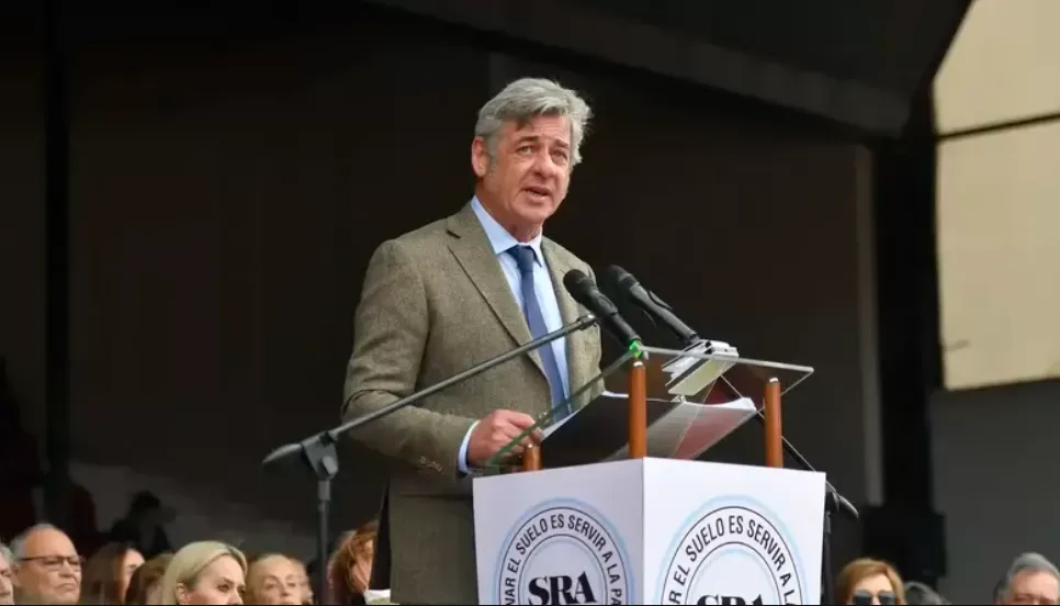 Lee más sobre el artículo Milei se reunirá con la Mesa de Enlace: hay «incertidumbre a nivel productivo», advirtió el presidente de la SRA